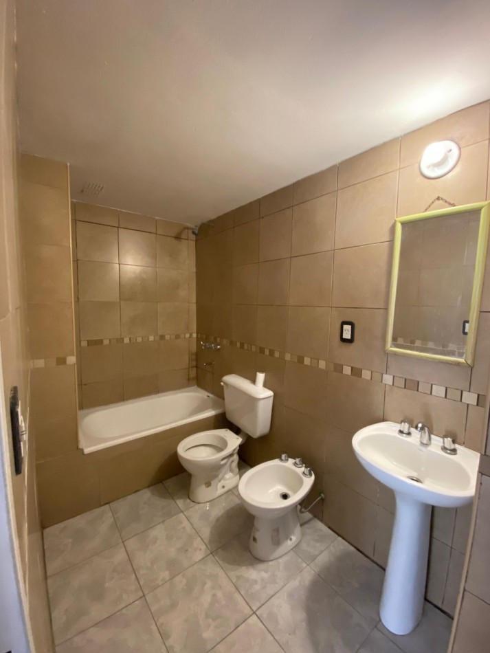 PJE ZAVALLA 3154 00-02