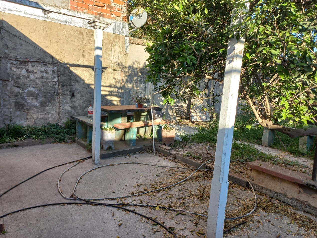 Casa con Local en zona comercial Zona Norte