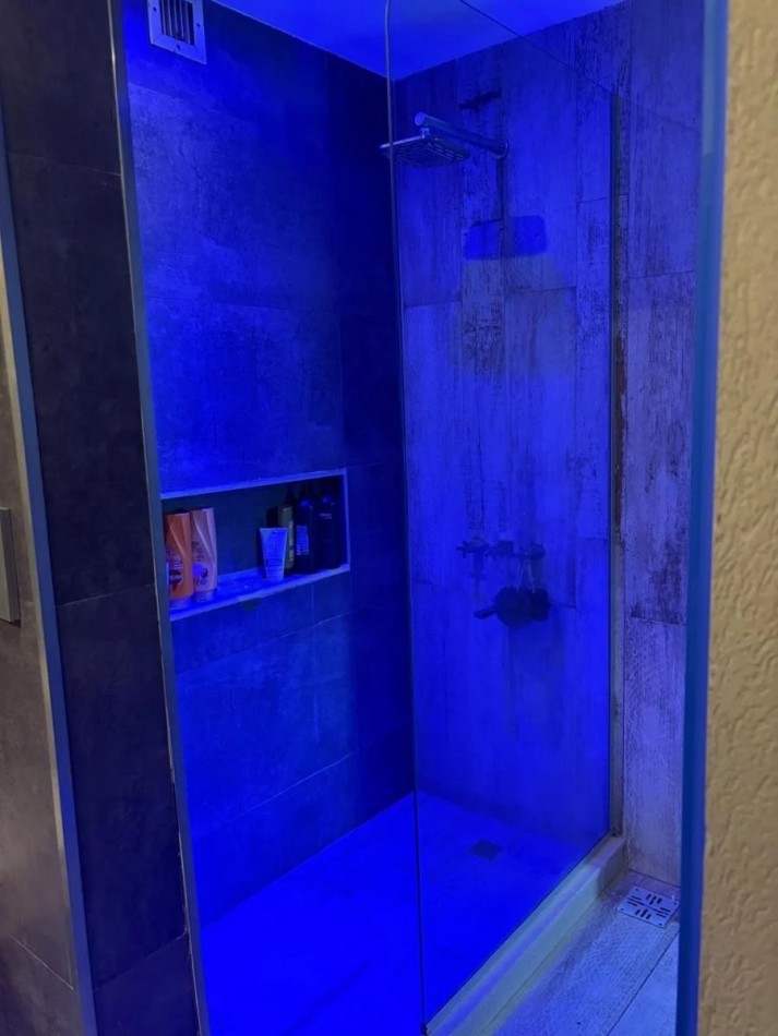 Gran Piso Exclusivo 4 dormitorios sobre Av Pellegrini con Impresionante Balcon