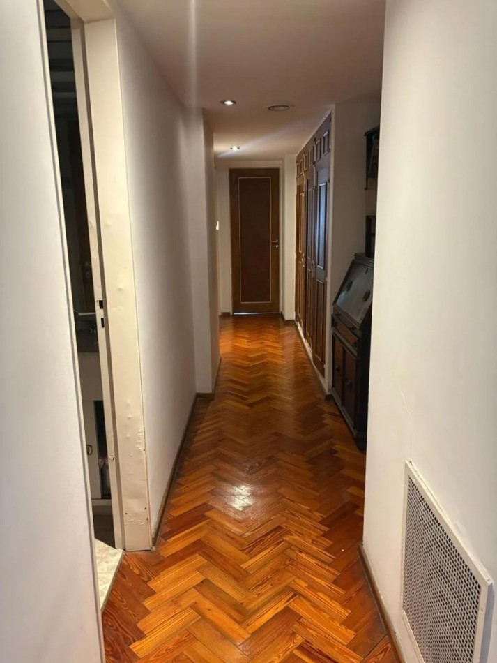 Gran Piso Exclusivo 4 dormitorios sobre Av Pellegrini con Impresionante Balcon